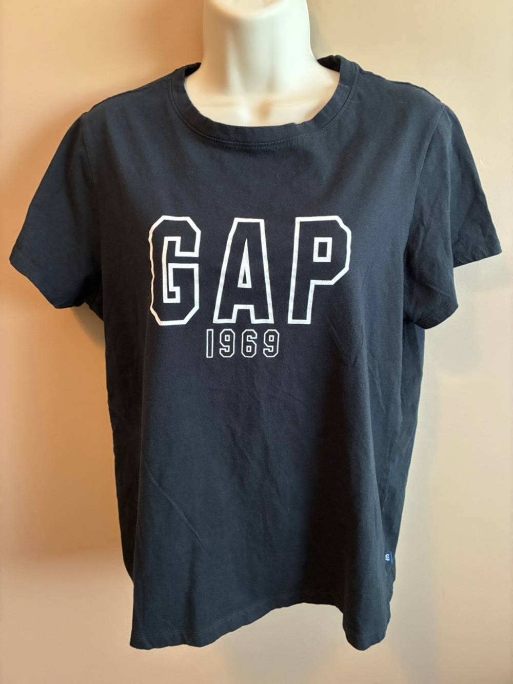 GAP Black Tee with White Outline Logo